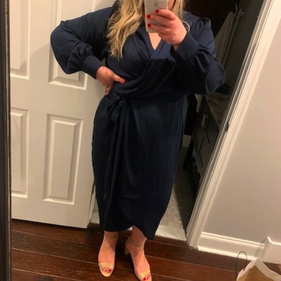 City Chic Opulent Elbow Sleeve Dress (Navy Blue) - Picture 1 of 8